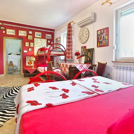 Cozy Istrian House Guest House Izola Exterior photo